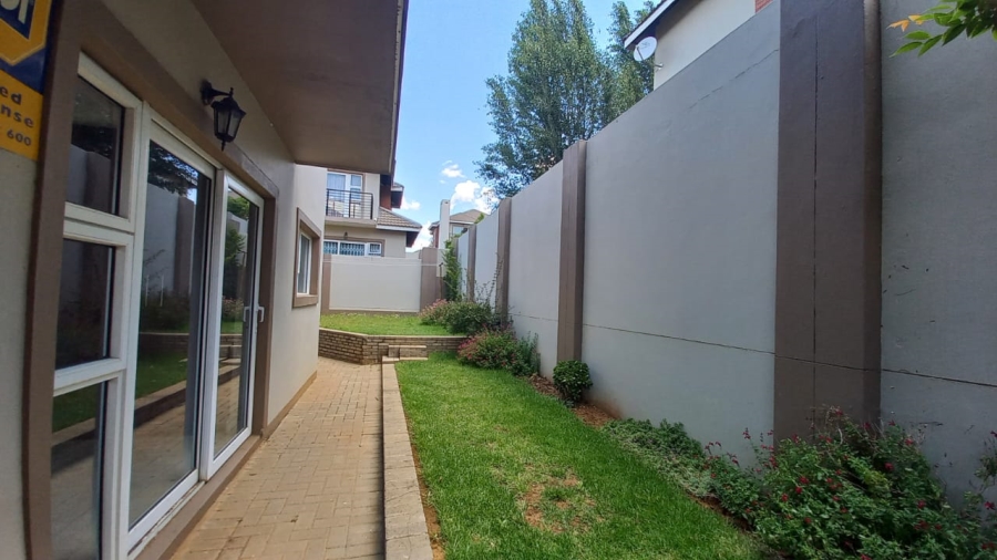 To Let 4 Bedroom Property for Rent in Lilyvale Estate Free State